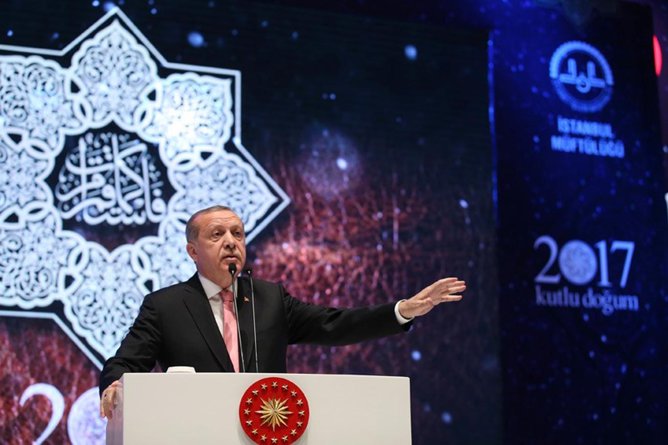 Cumhurbaşkanı Erdoğan "Kutlu Doğum" programında konuştu Cumhurbaşkanı Erdoğan "Kutlu Doğum" programında konuştu